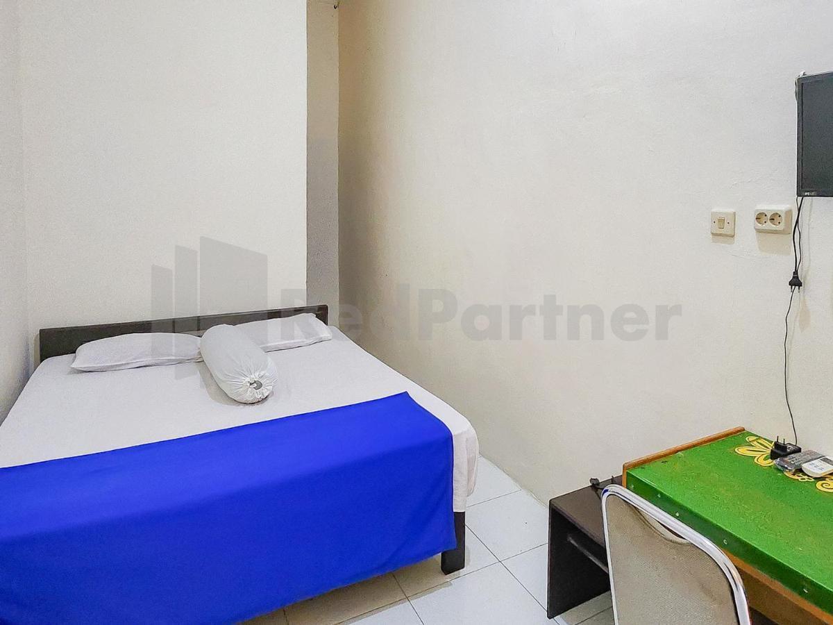 ホテル Griya Tambun Raya Redpartner Tumbangrungan エクステリア 写真