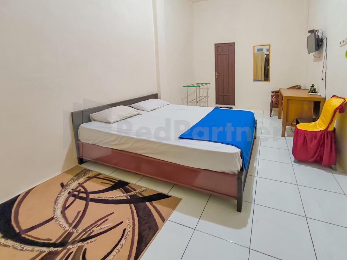 ホテル Griya Tambun Raya Redpartner Tumbangrungan エクステリア 写真