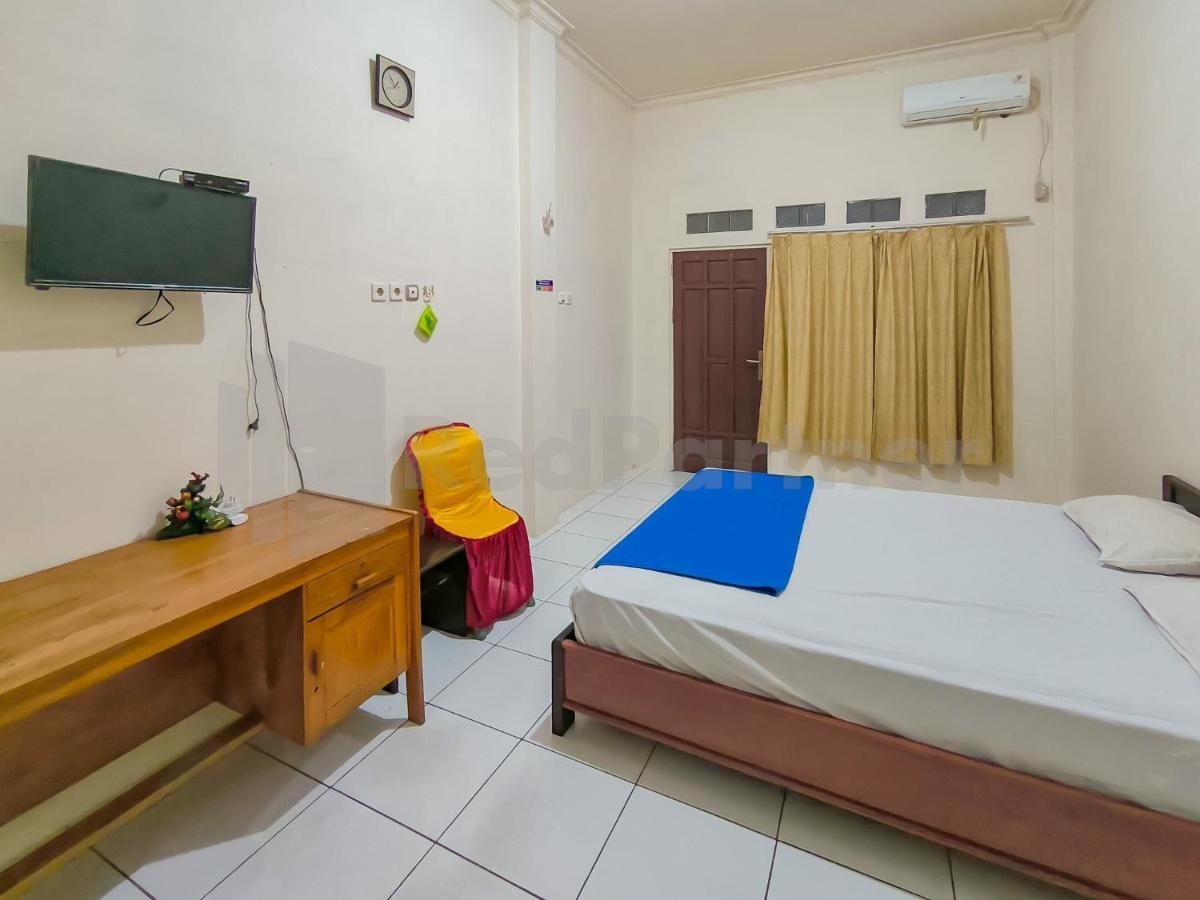 ホテル Griya Tambun Raya Redpartner Tumbangrungan エクステリア 写真